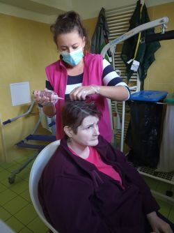 Skrášľovanie, farbenie vlasov