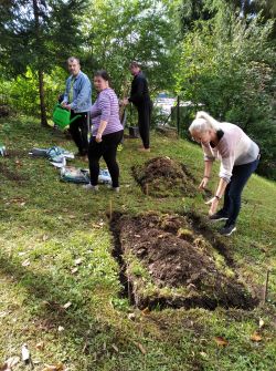 Projekt „s chuťou do záhrady“ v rámci environmentálneho programu zelené oči - Img 20210902 104214